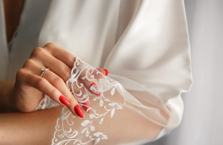 Las mejores manicuras para novias de la temporada